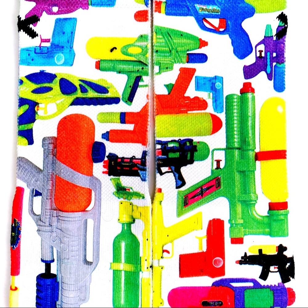 🆕 Odd Sox Super Soaker Water Gun Watergun Socks - Picture 4 of 10